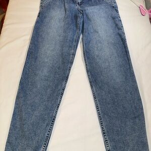 Abercrombie Kids Light Blue mini mom High-Rise Jeans